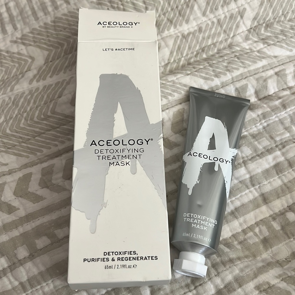 Aceology Detoxifying Treatment Mask